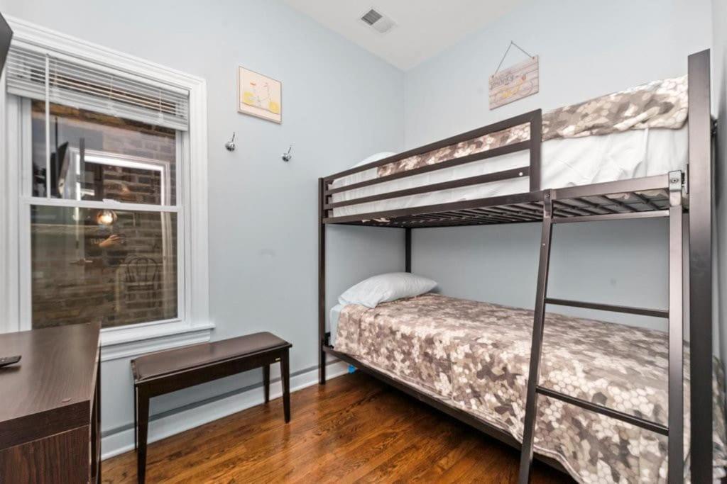 שיקגו Cozy, Top-Floor 3Br Loft With Balcony In West Town מראה חיצוני תמונה