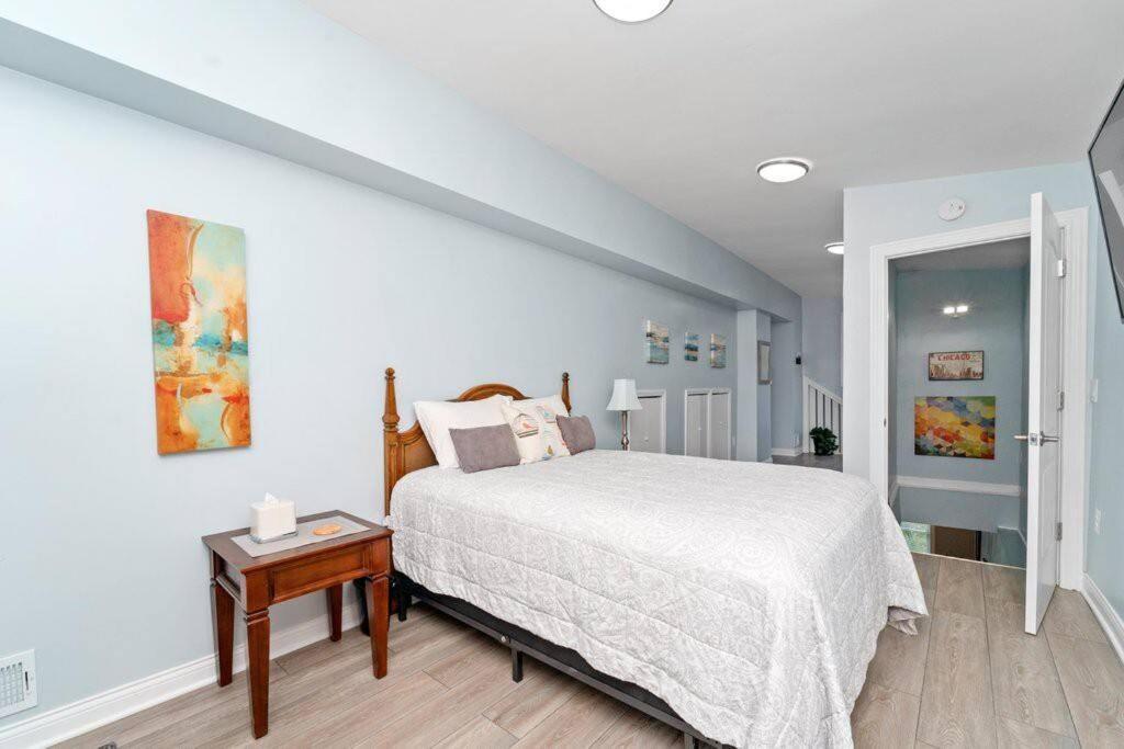 שיקגו Cozy, Top-Floor 3Br Loft With Balcony In West Town מראה חיצוני תמונה